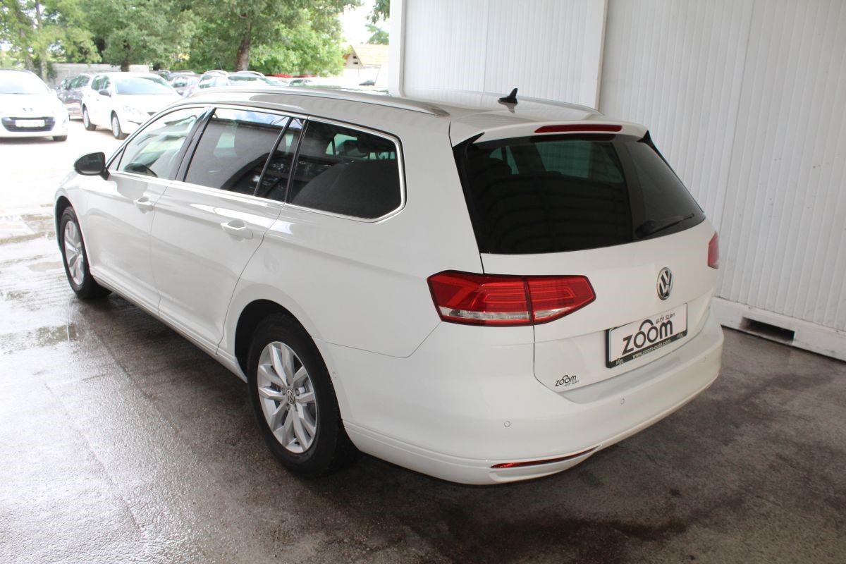Volkswagen Passat 2.0 TDI VARIANT COMFORTLINE CARAT >DSG-Tiptronik< novi model