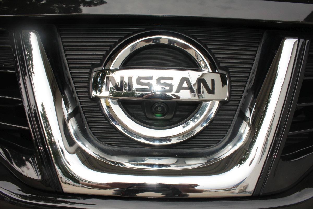 Nissan
 Qashqai 2,0 DCI TEKNA 4X4 Automatik >QASHQAI+2< 7 SJEDIŠTA 