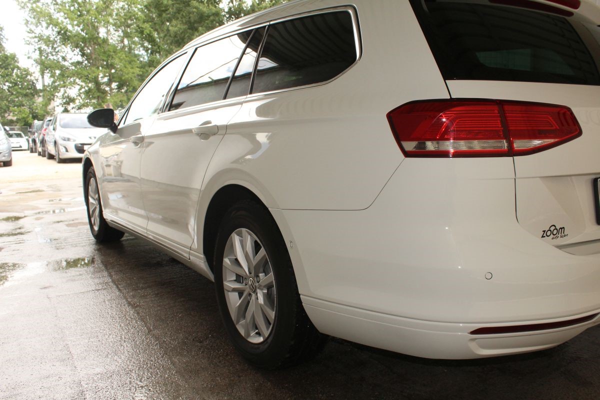Volkswagen Passat 2.0 TDI VARIANT COMFORTLINE CARAT >DSG-Tiptronik< novi model