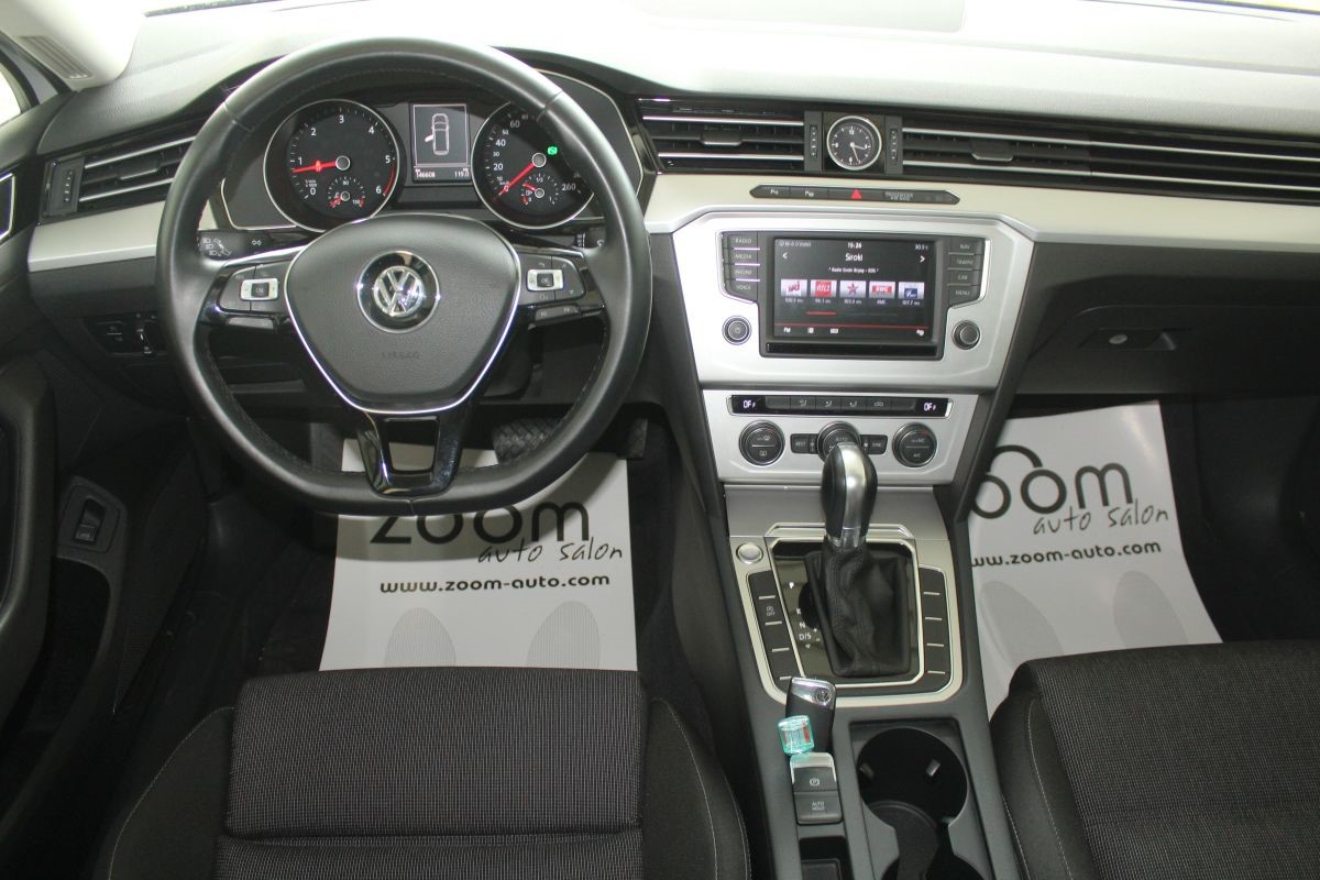 Volkswagen Passat 2.0 TDI VARIANT COMFORTLINE CARAT >DSG-Tiptronik< novi model