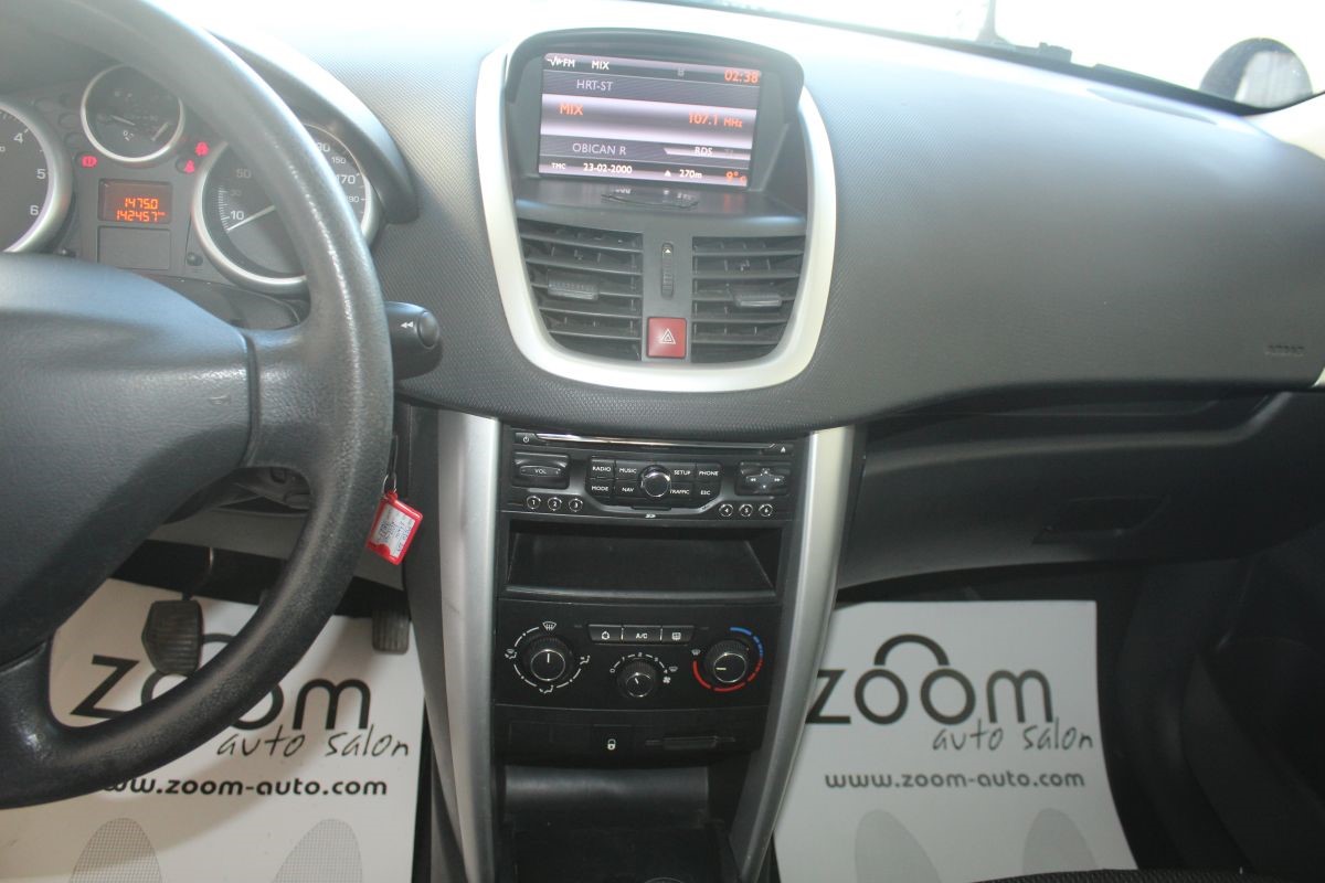 Peugeot 207 1,4 HDI