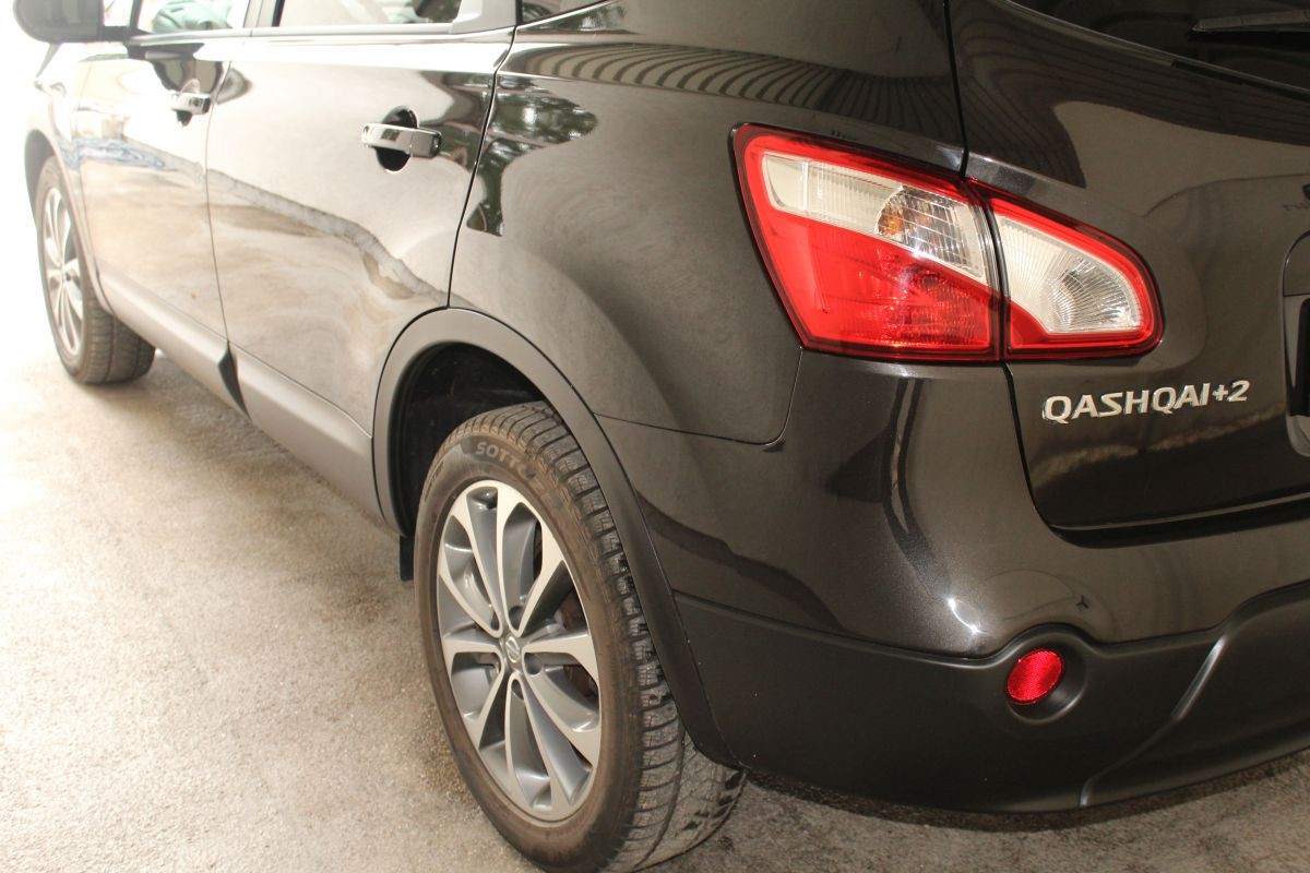 Nissan
 Qashqai 2,0 DCI TEKNA 4X4 Automatik >QASHQAI+2< 7 SJEDIŠTA 