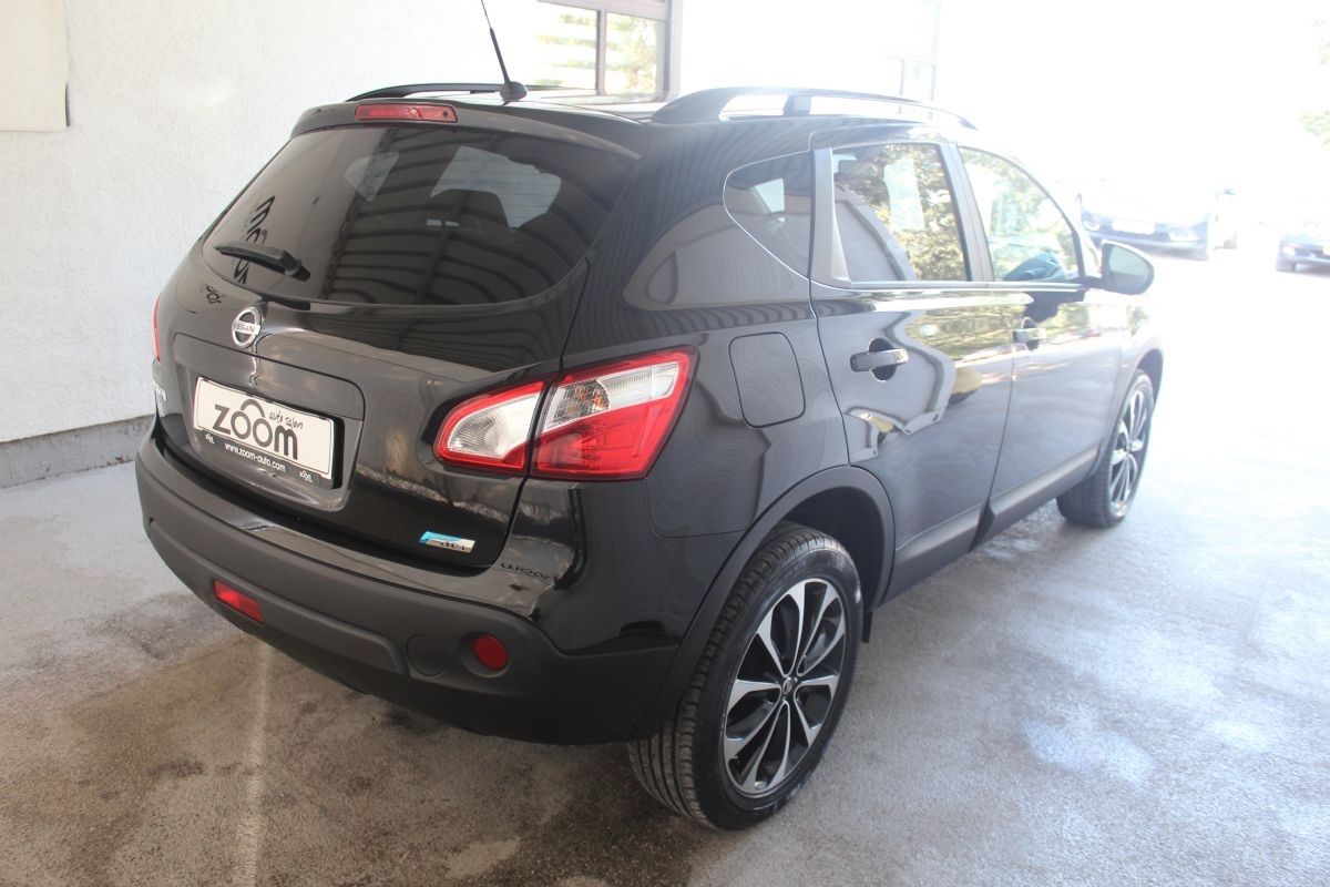 Nissan
 Qashqai 1,6 DCI