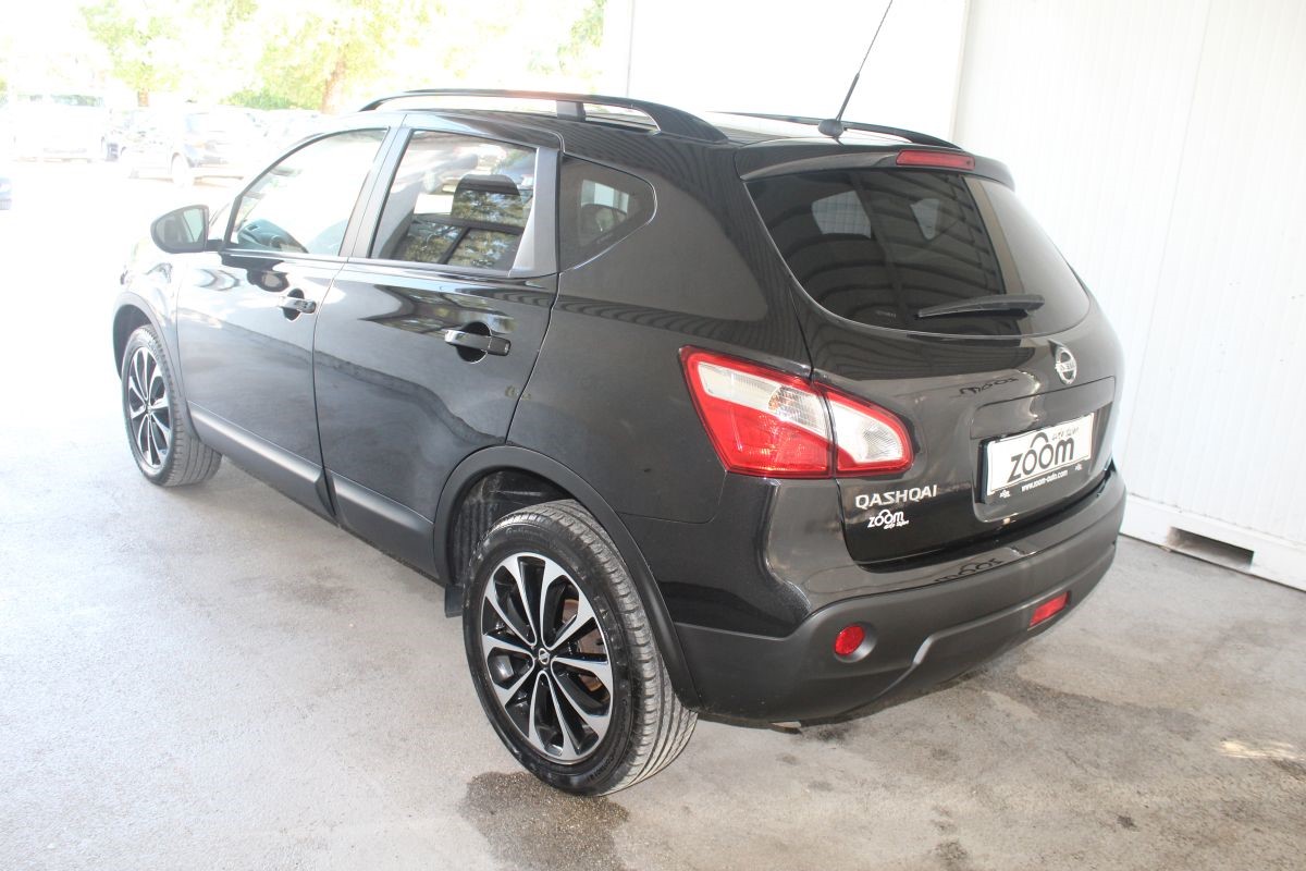 Nissan
 Qashqai 1,6 DCI