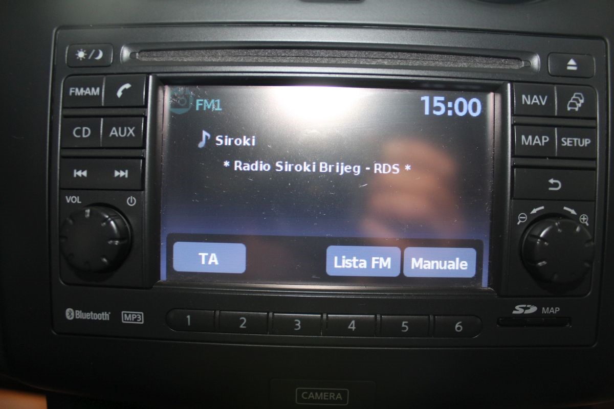 Nissan
 Qashqai 2,0 DCI TEKNA 4X4 Automatik >QASHQAI+2< 7 SJEDIŠTA 