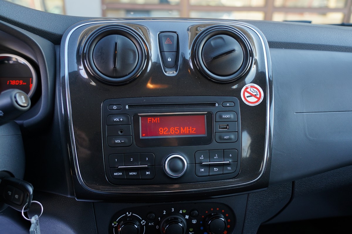 Dacia Sandero 1,0 BENZIN