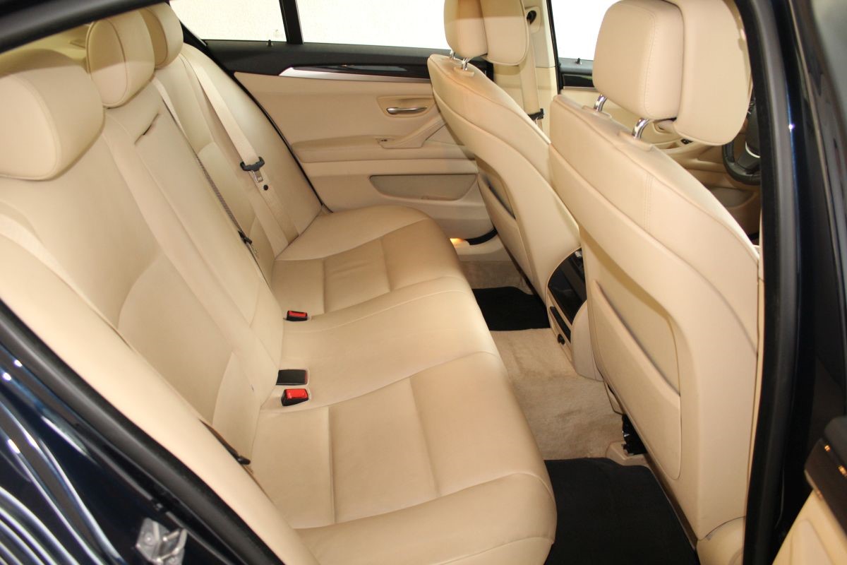BMW
 5-Series 530d xDrive Futura 
