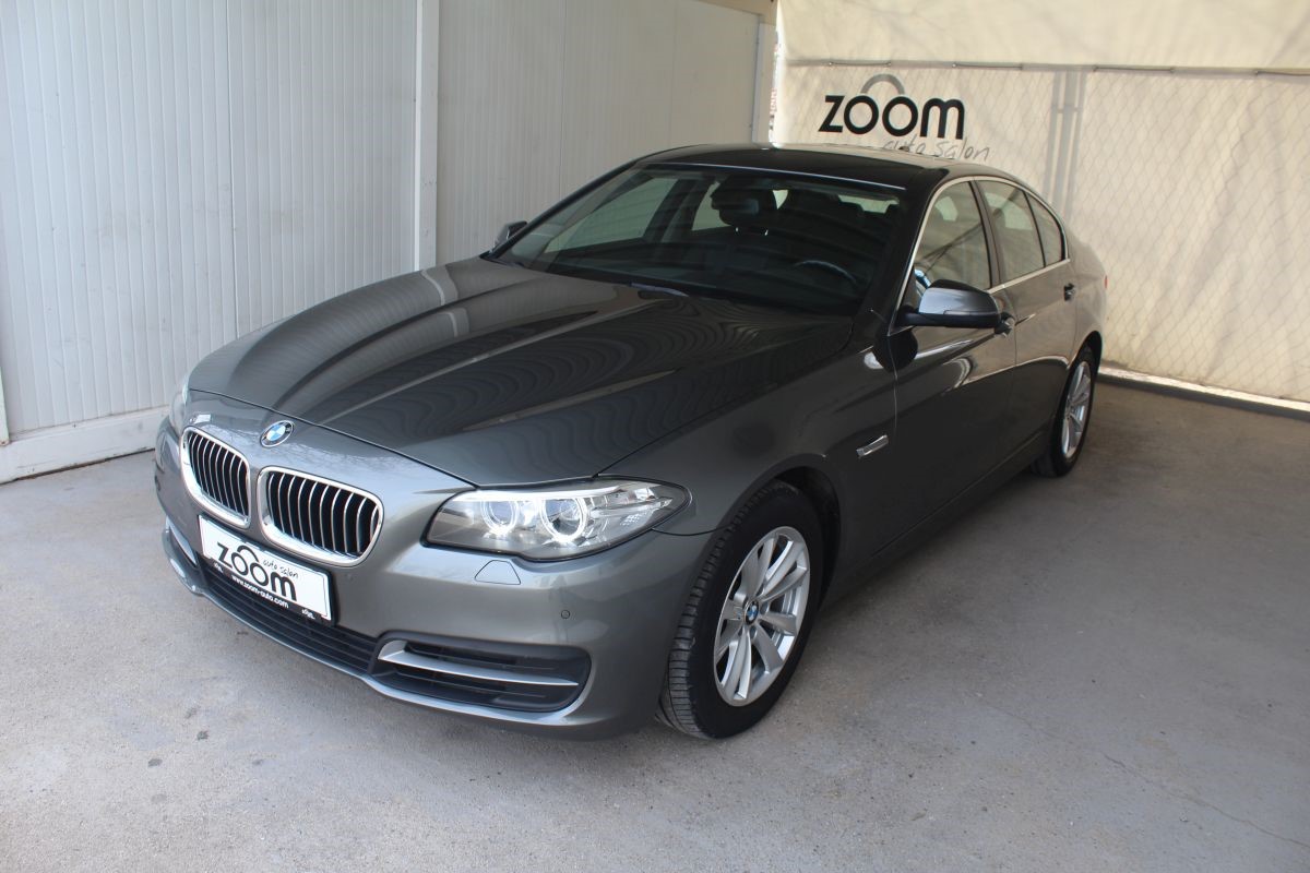 BMW
 5-Series F10 520D xDrive Executive *FACELIFT*