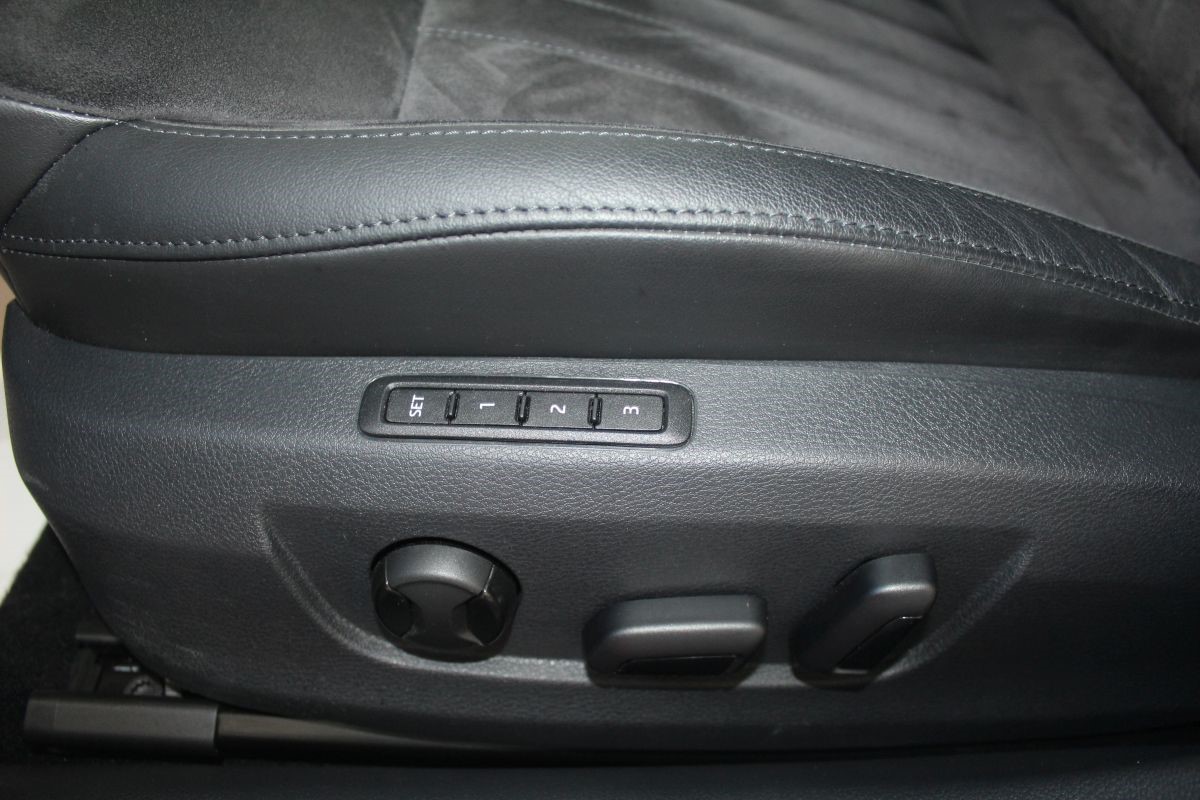 Škoda SUPERB 2.0 TDI DSG