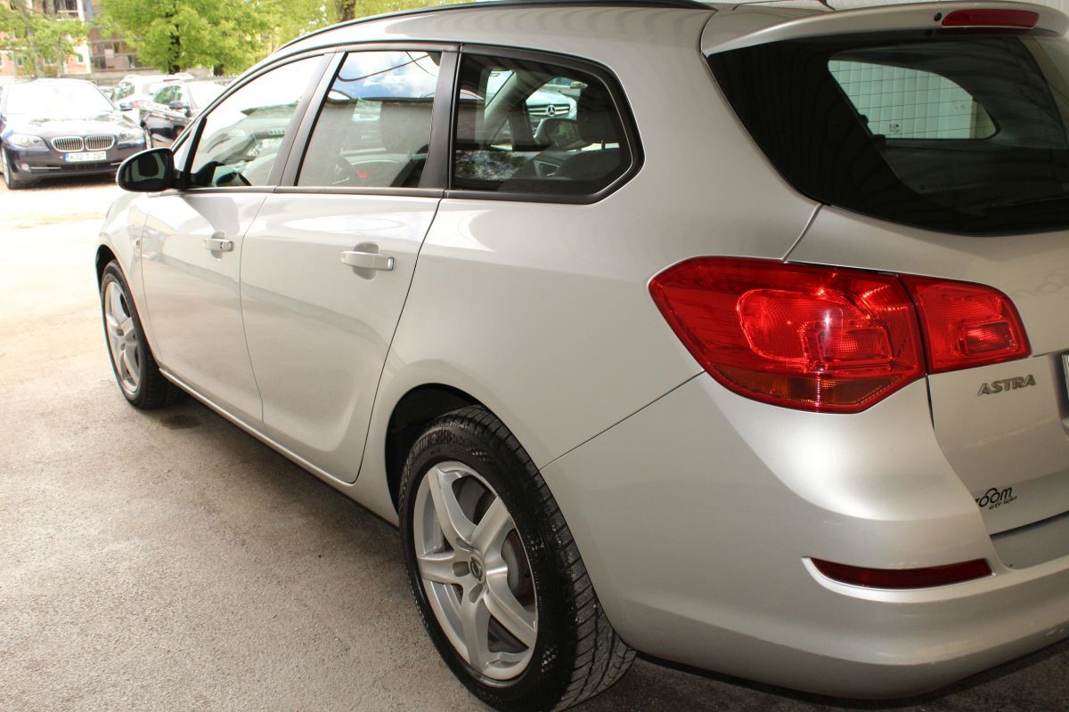 Opel Astra 1.7 CDTI