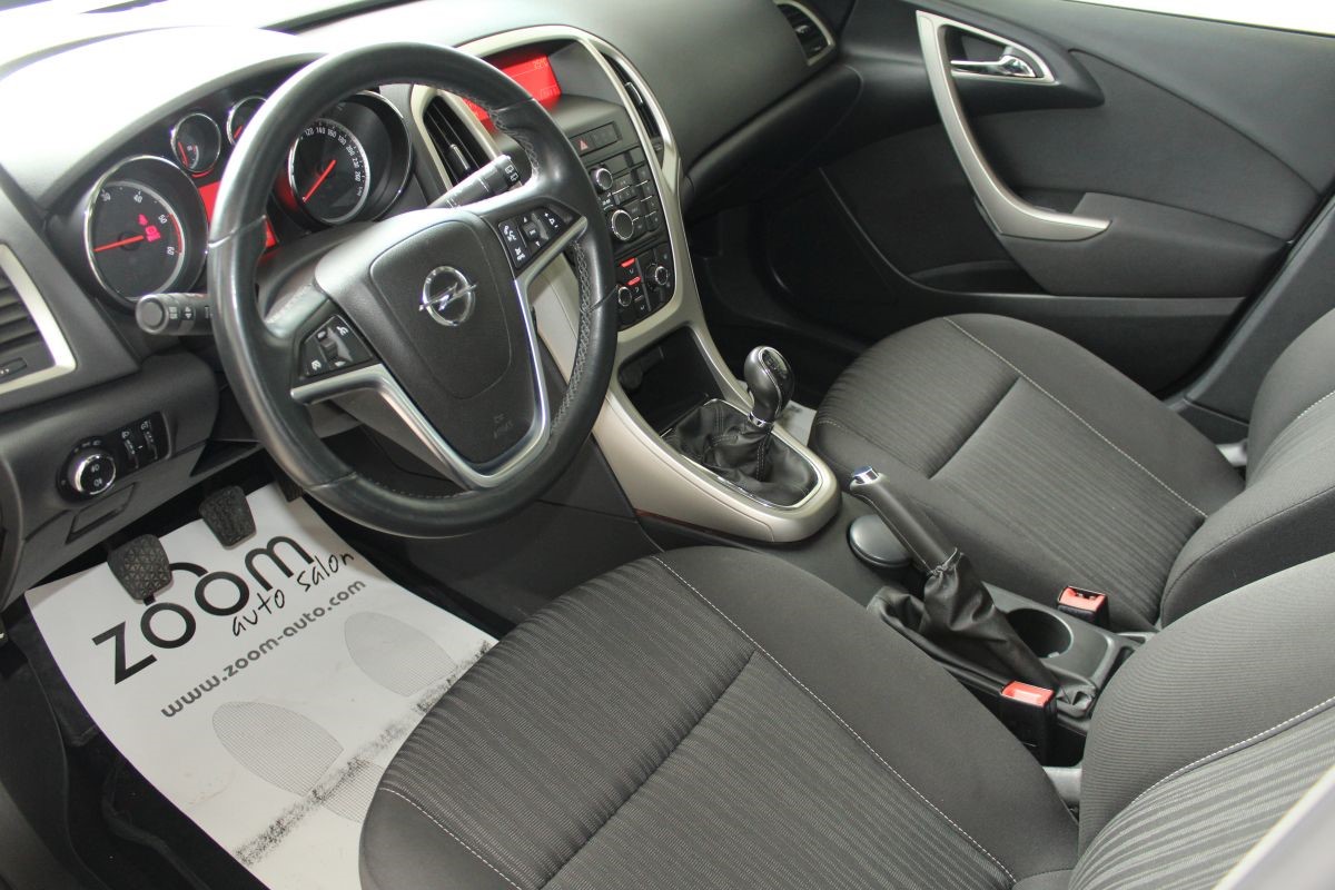 Opel Astra 1.7 CDTI