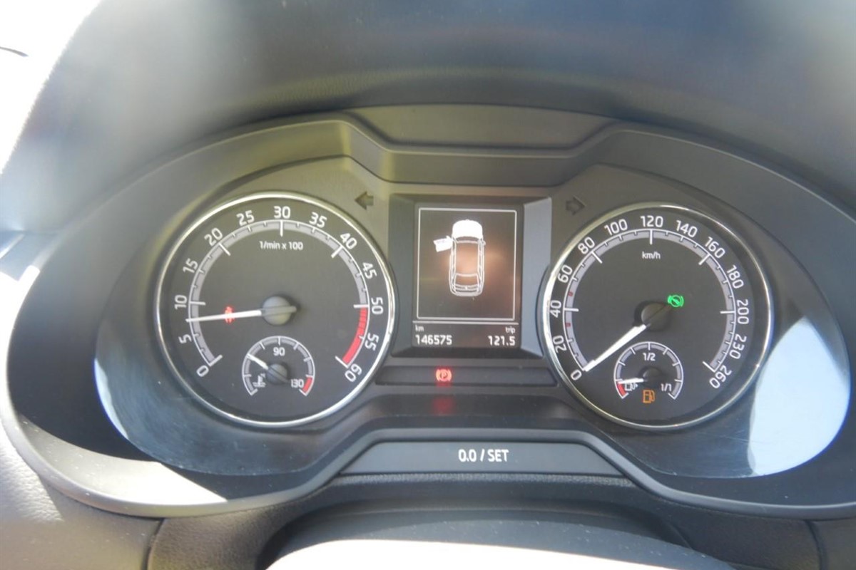 Škoda Octavia Combi 1,6 TDI DSG