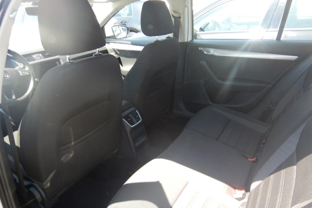 Škoda Octavia Combi 1,6 TDI DSG