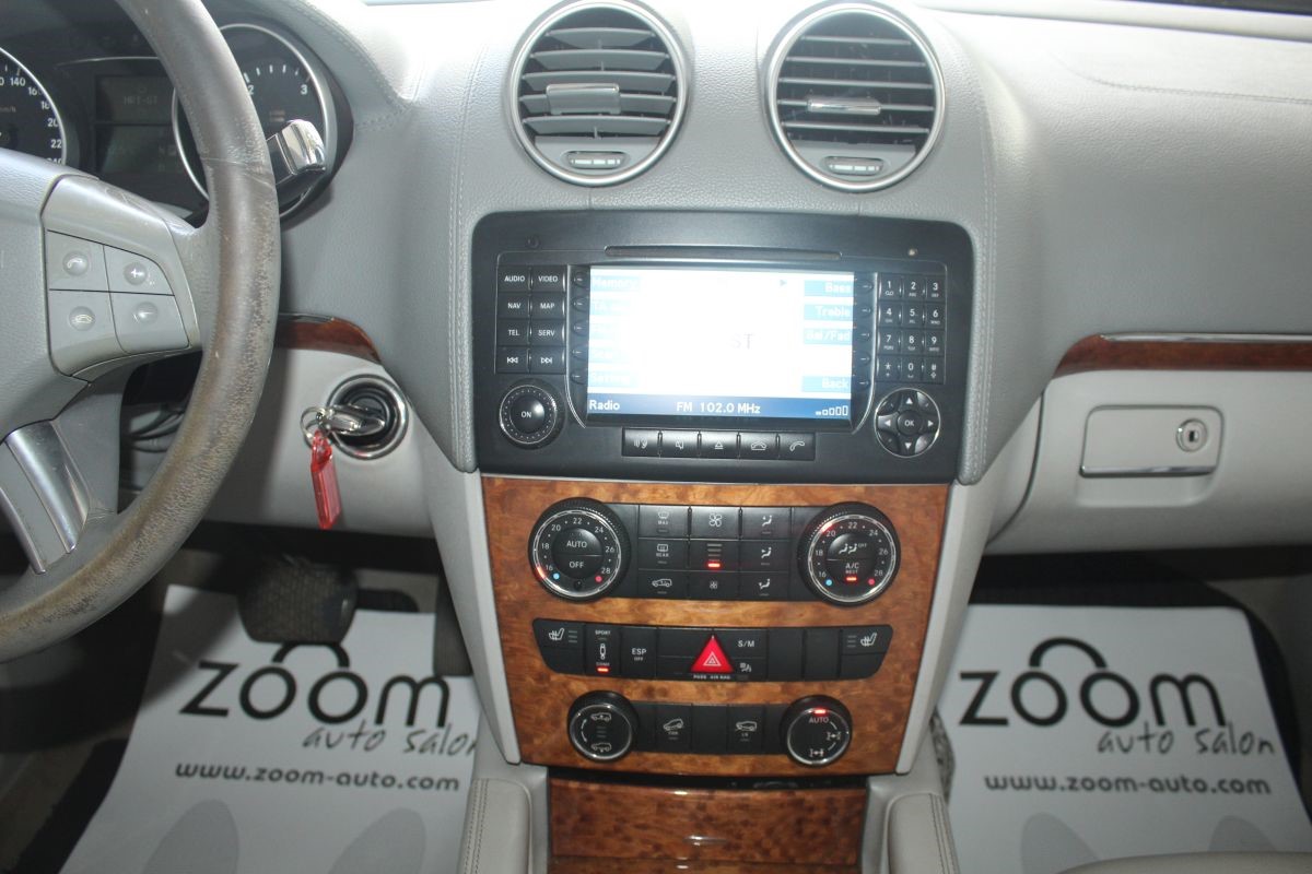 Mercedes-Benz GL-Class
 320 CDI 4 MATIC