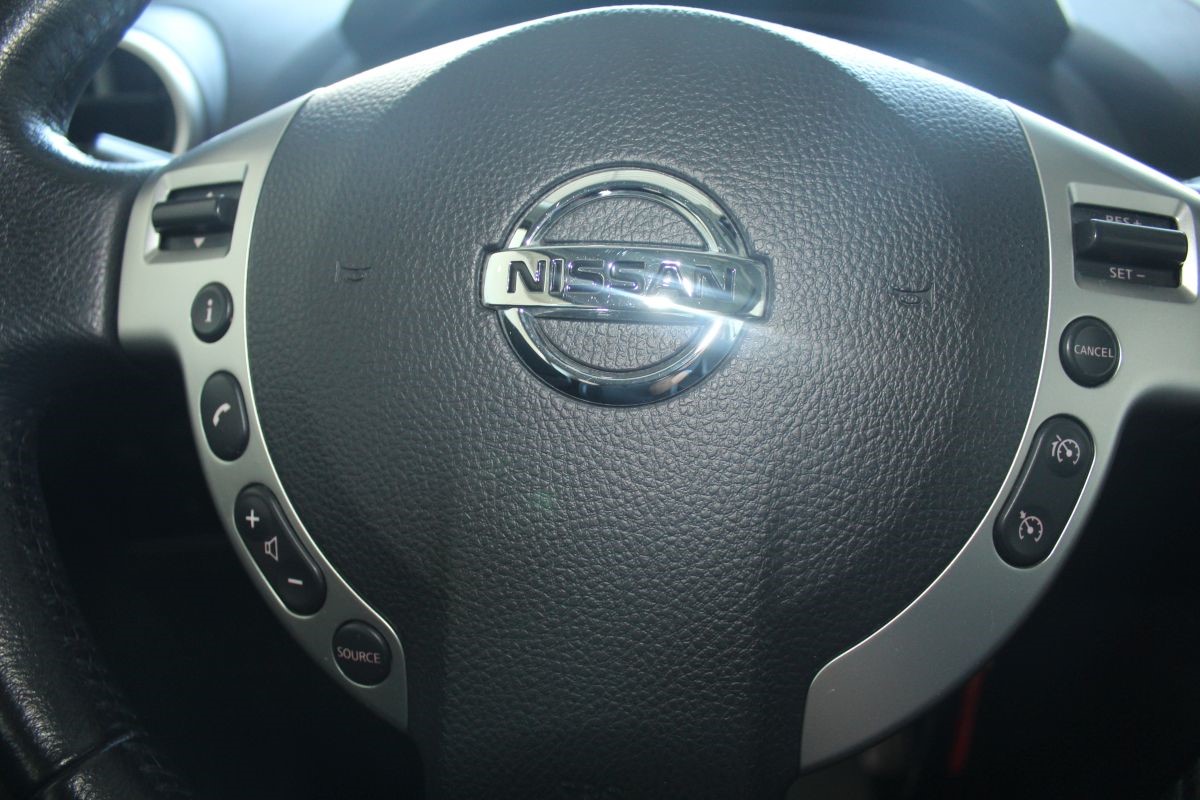 Nissan
 Qashqai 1,6 DCI