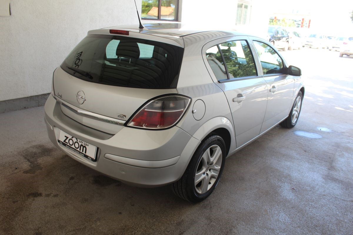 Opel Astra 1.7 CDTi