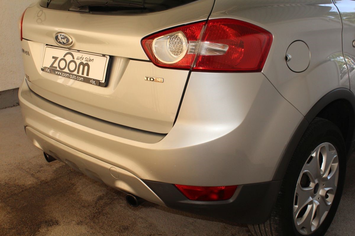 Ford
 Kuga 2,0 CDTI 