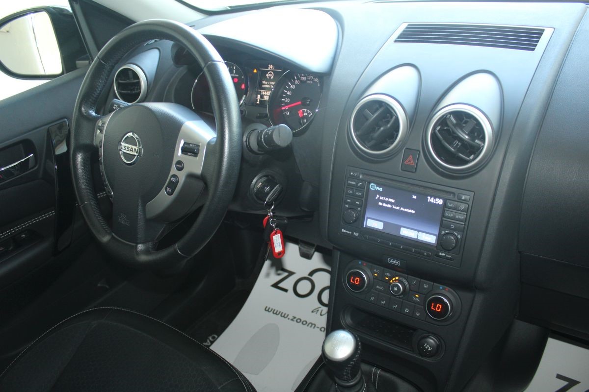 Nissan
 Qashqai 1,6 DCI