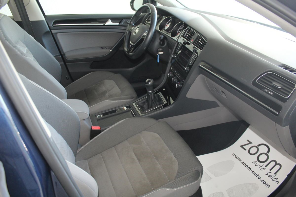 Volkswagen Golf 2.0 CR TDI Highline Sport Carat Edition