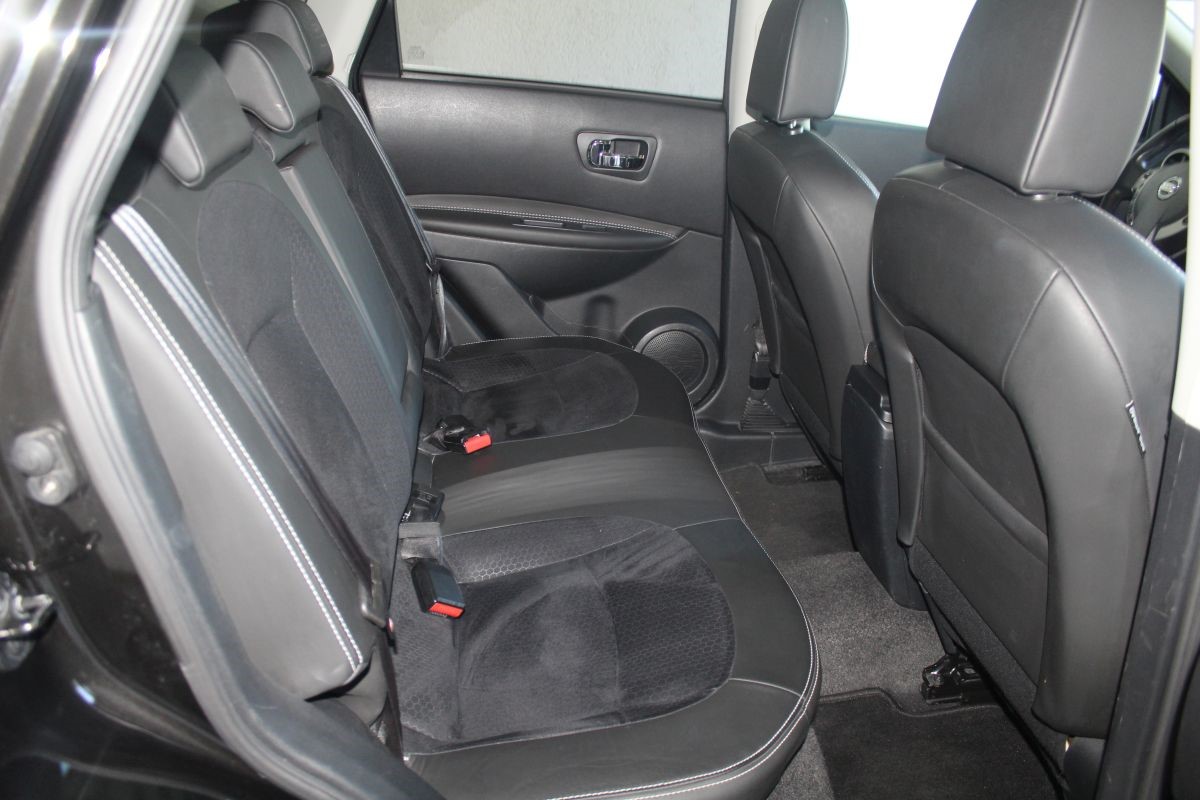 Nissan
 Qashqai 1,6 DCI