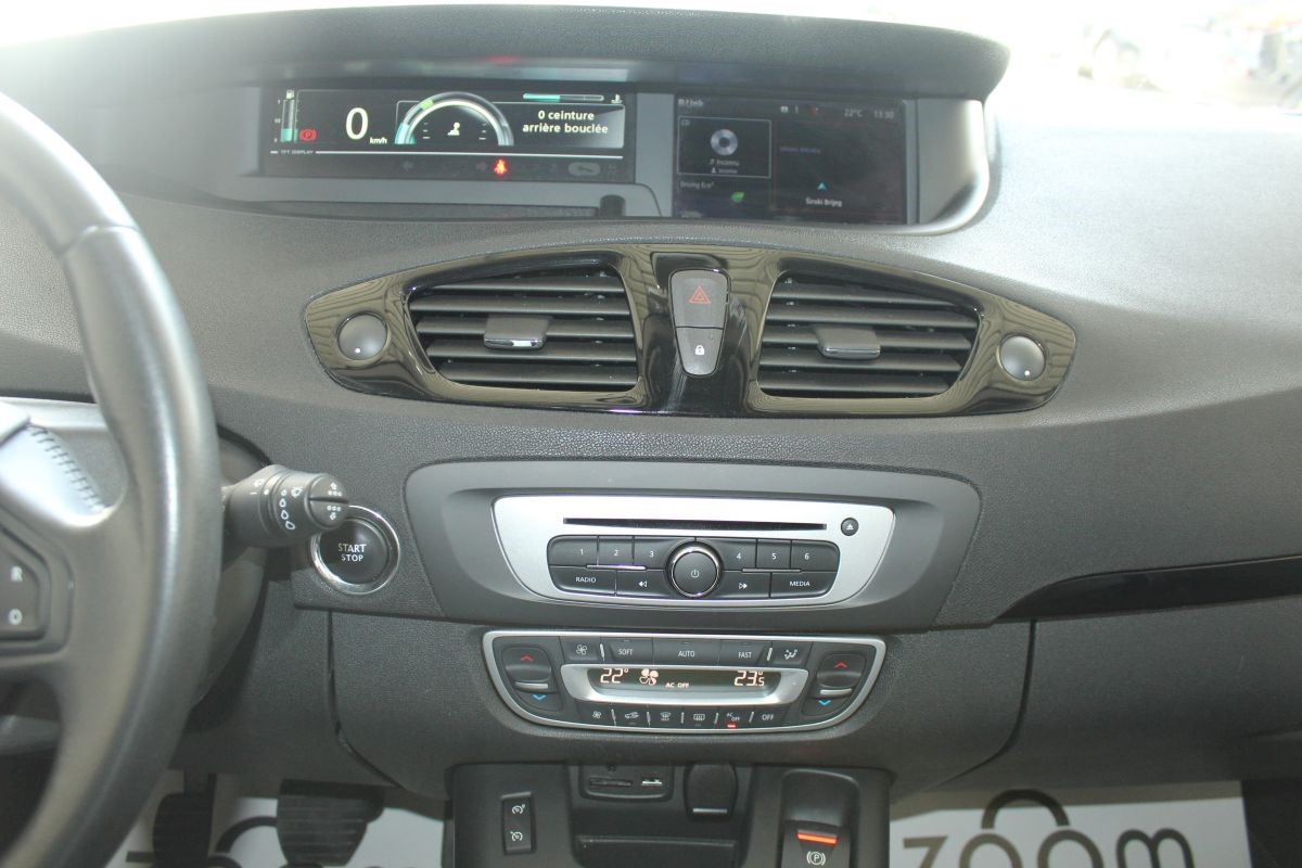 Renault Scenic 1.5 DCI