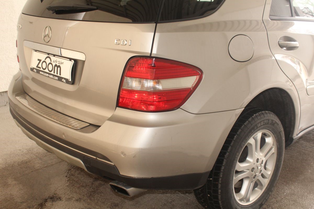 Mercedes-Benz ML-Class
 320 CDI