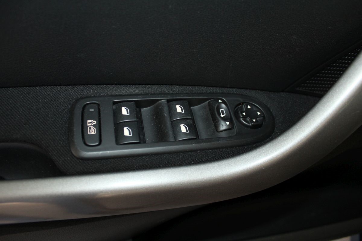 Peugeot 308 1,6 HDI SW