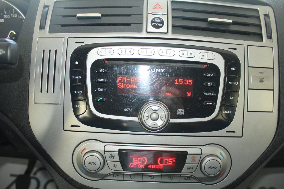 Ford
 Kuga 2,0 CDTI 