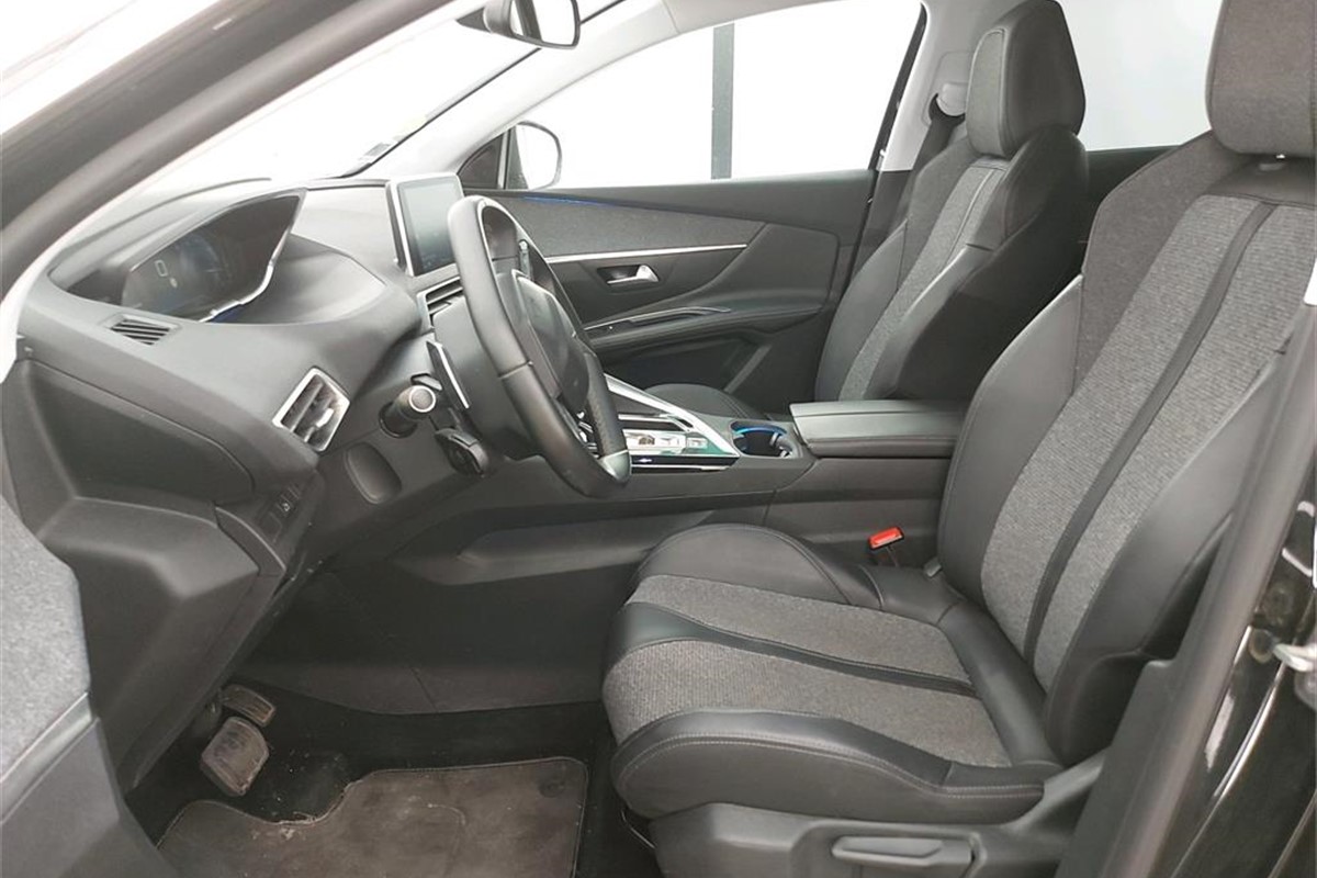 Peugeot 3008 ALLURE 1.5 BLUEHDI  Automatik