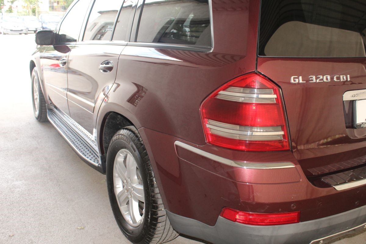 Mercedes-Benz GL-Class
 320 CDI 4 MATIC