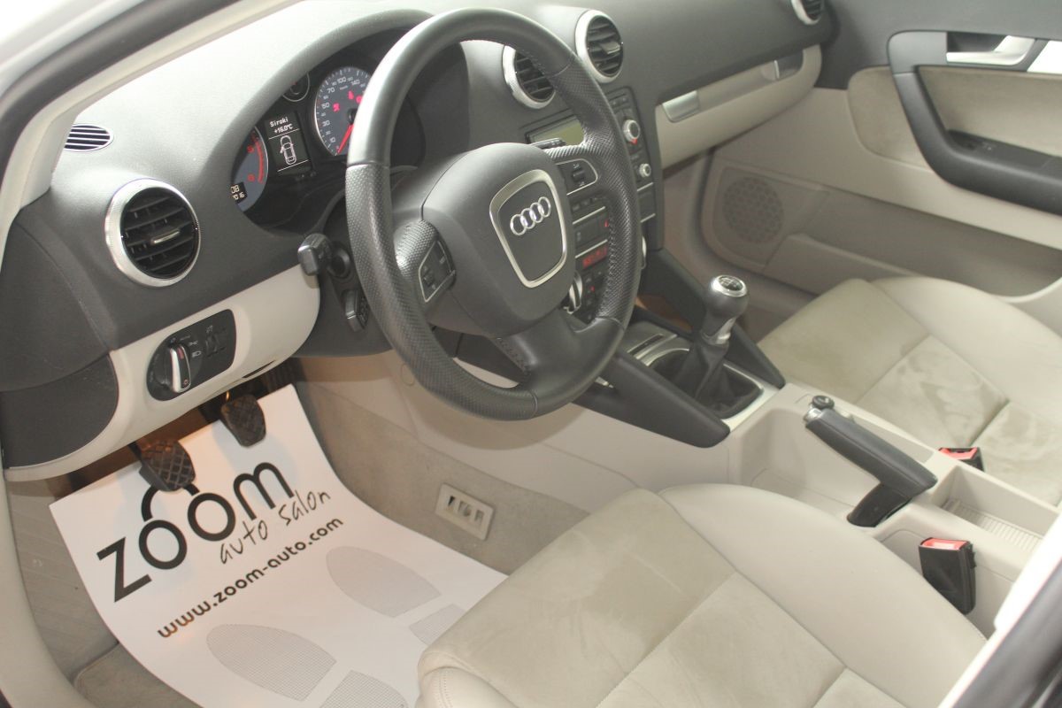 Audi A3
 2.0 TDI Sportback Ambition Luxe