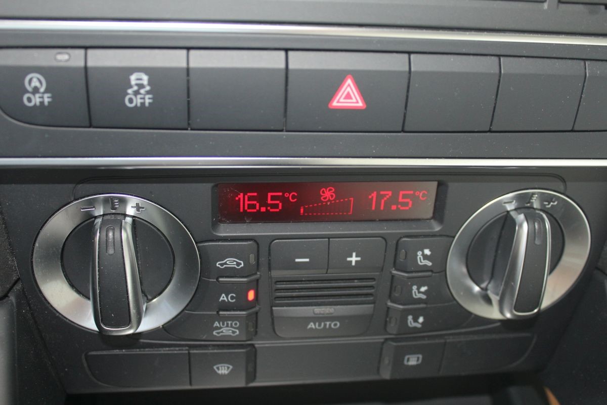 Audi A3
 2.0 TDI Sportback Ambition Luxe