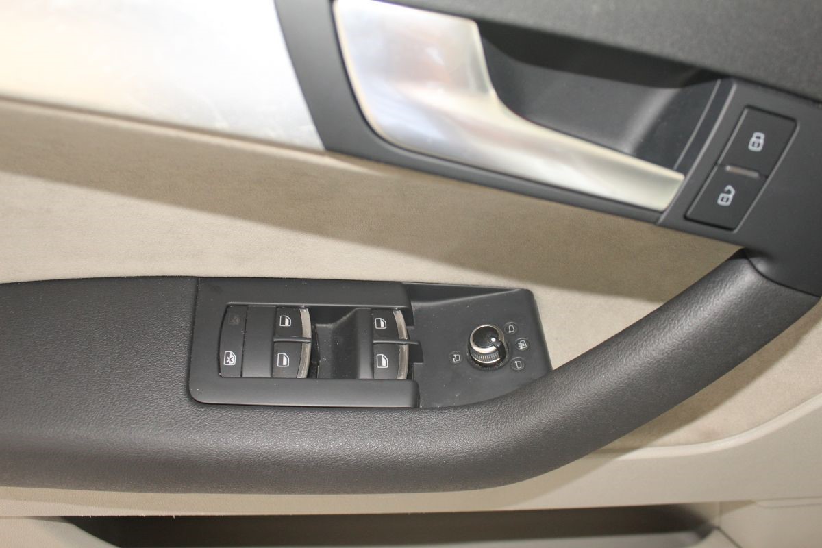 Audi A3
 2.0 TDI Sportback Ambition Luxe