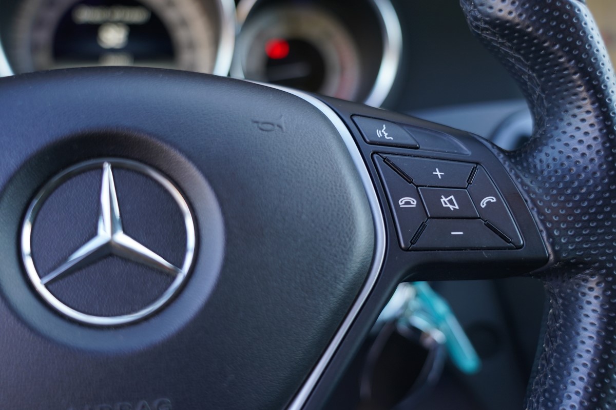 Mercedes-Benz C-Class
 220 CDI 