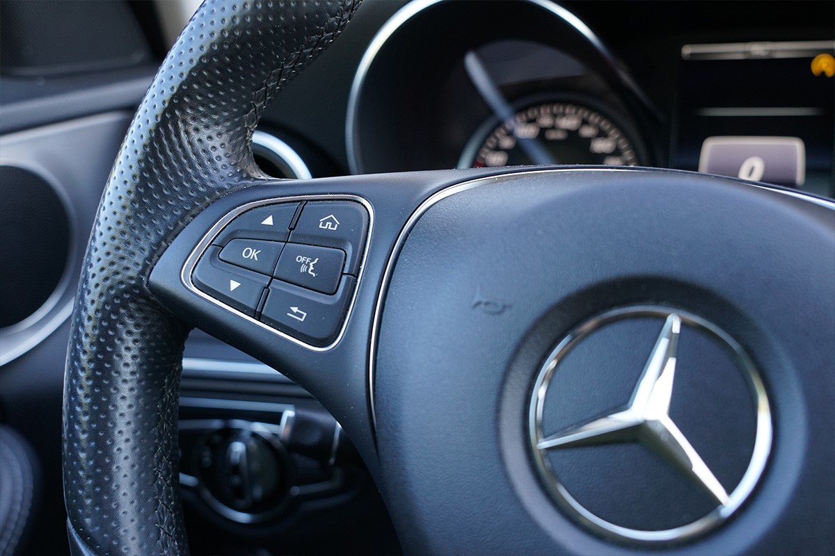 Mercedes-Benz C-Class
 220CDI Business