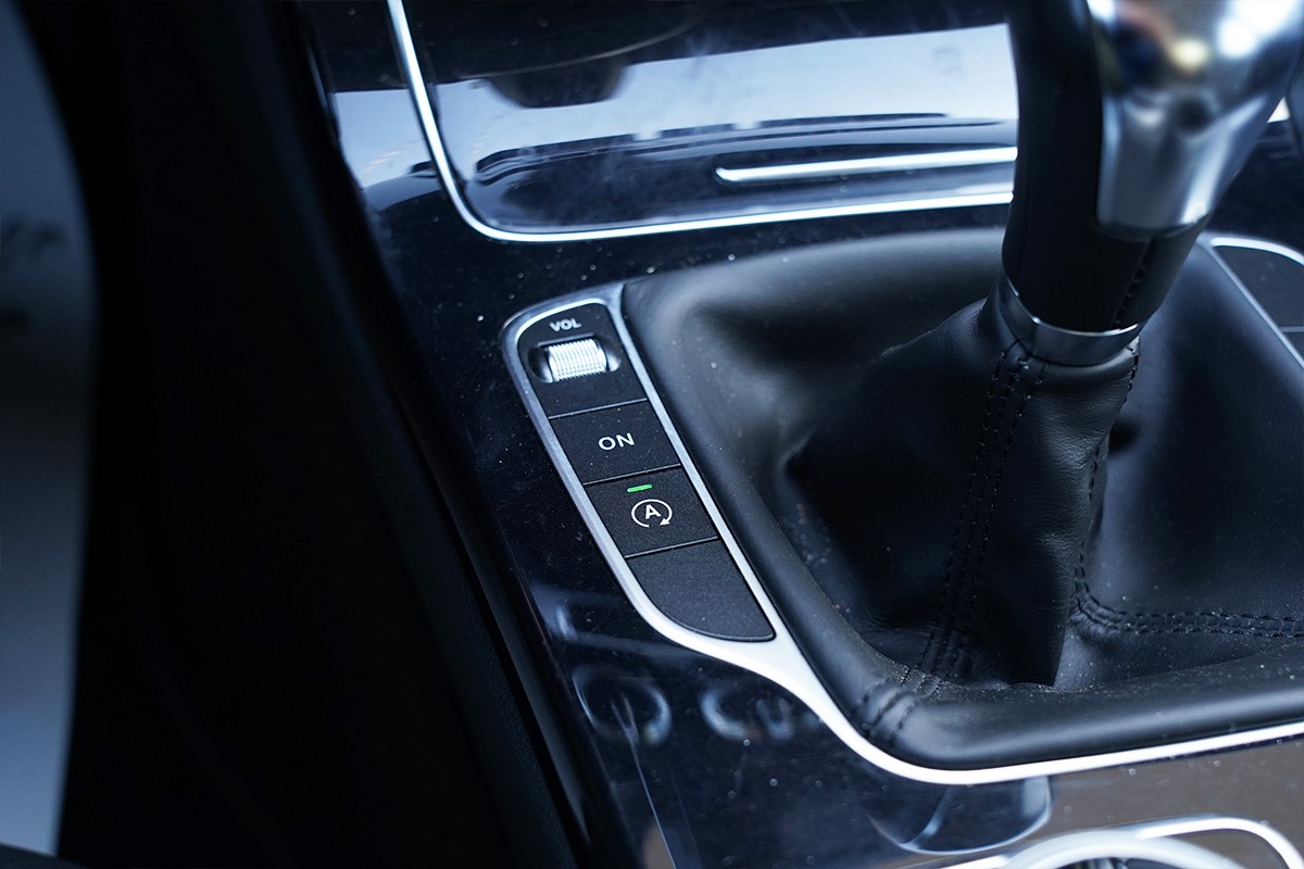 Mercedes-Benz C-Class
 220CDI Business