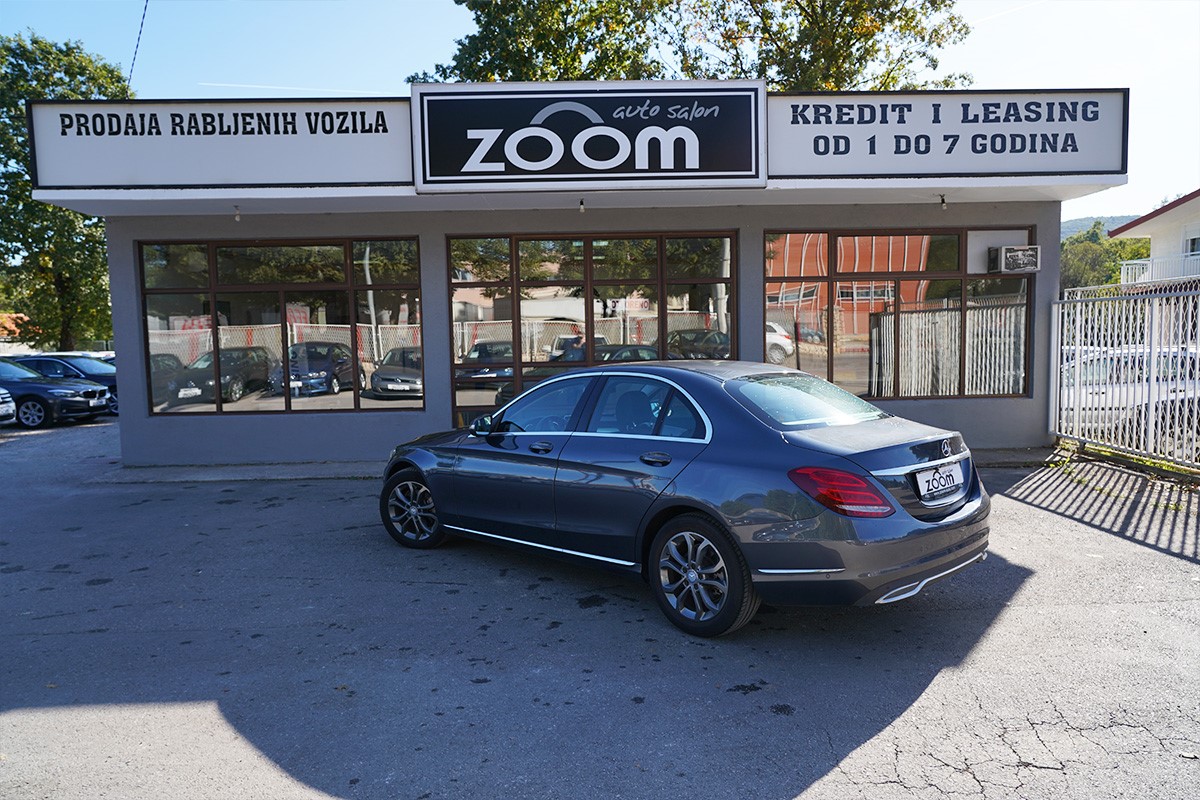 Mercedes-Benz C-Class
 220CDI Business
