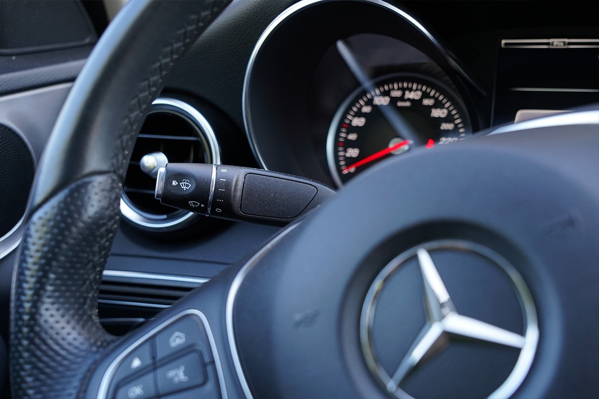 Mercedes-Benz C-Class
 220CDI Business