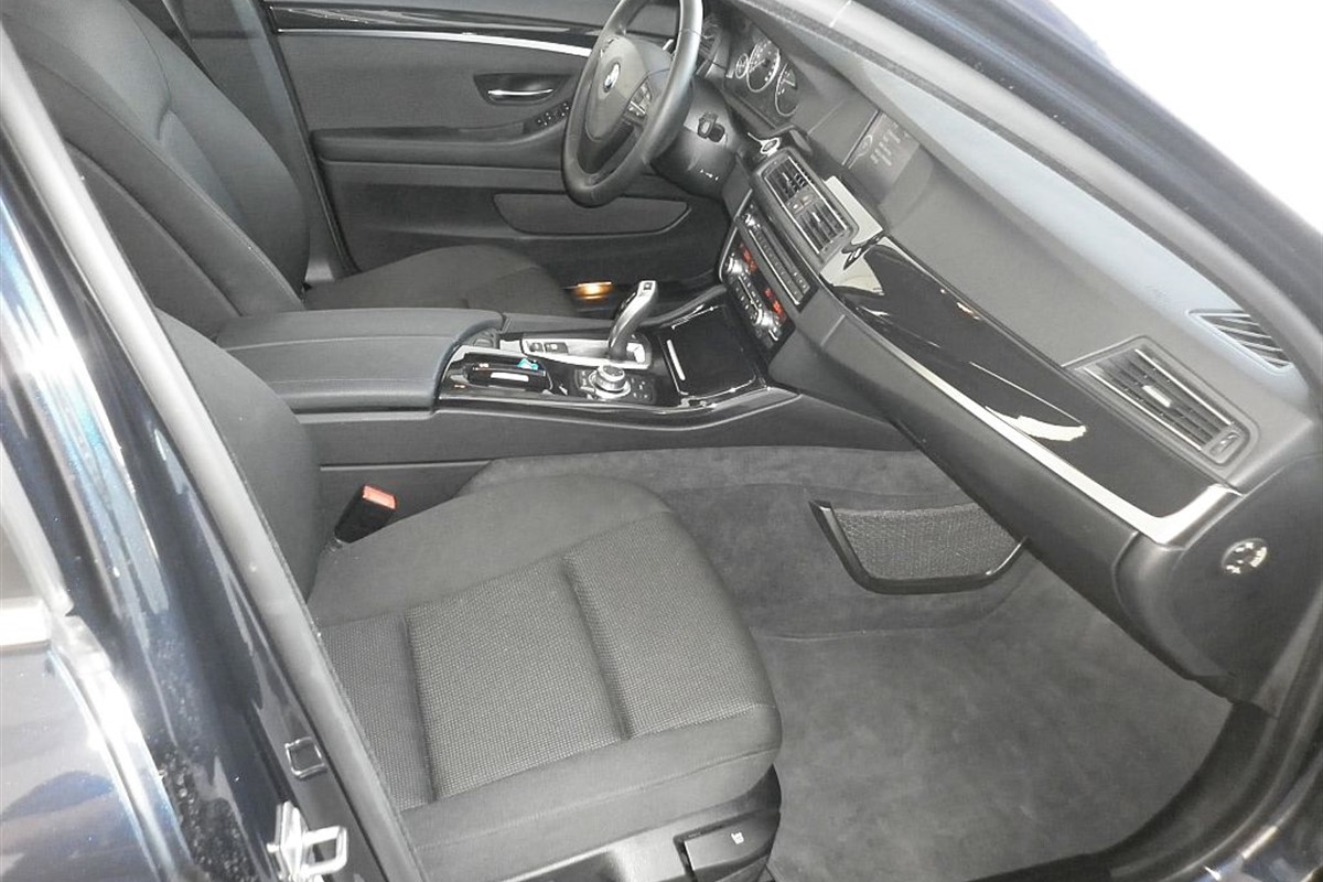 BMW
 5-Series 530 D Eletta