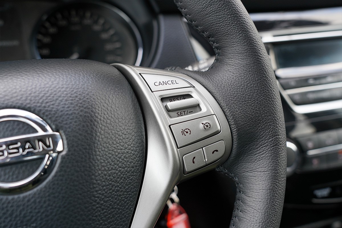 Nissan
 Qashqai 1.6 DCI 4 X 4