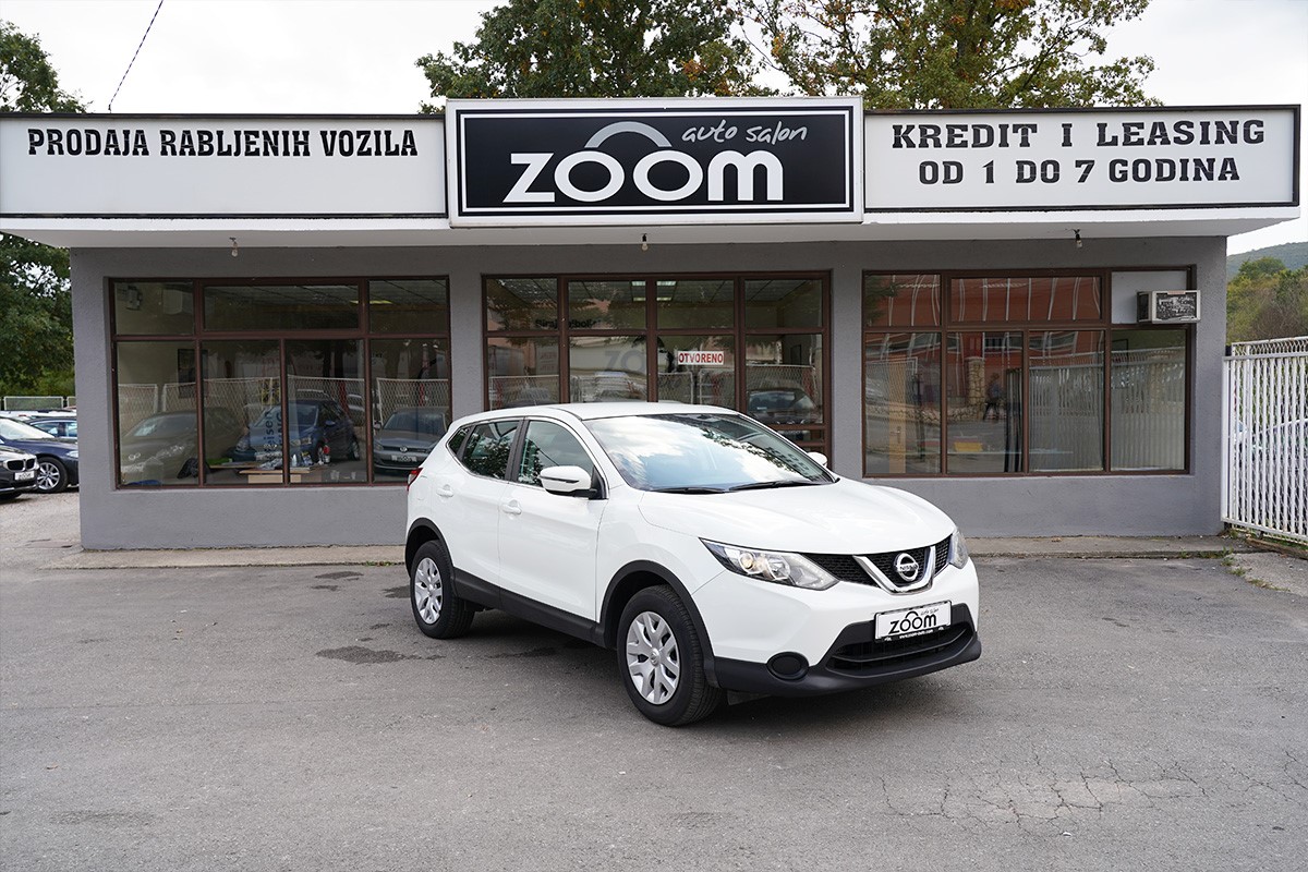 Nissan
 Qashqai 1.6 DCI 4 X 4