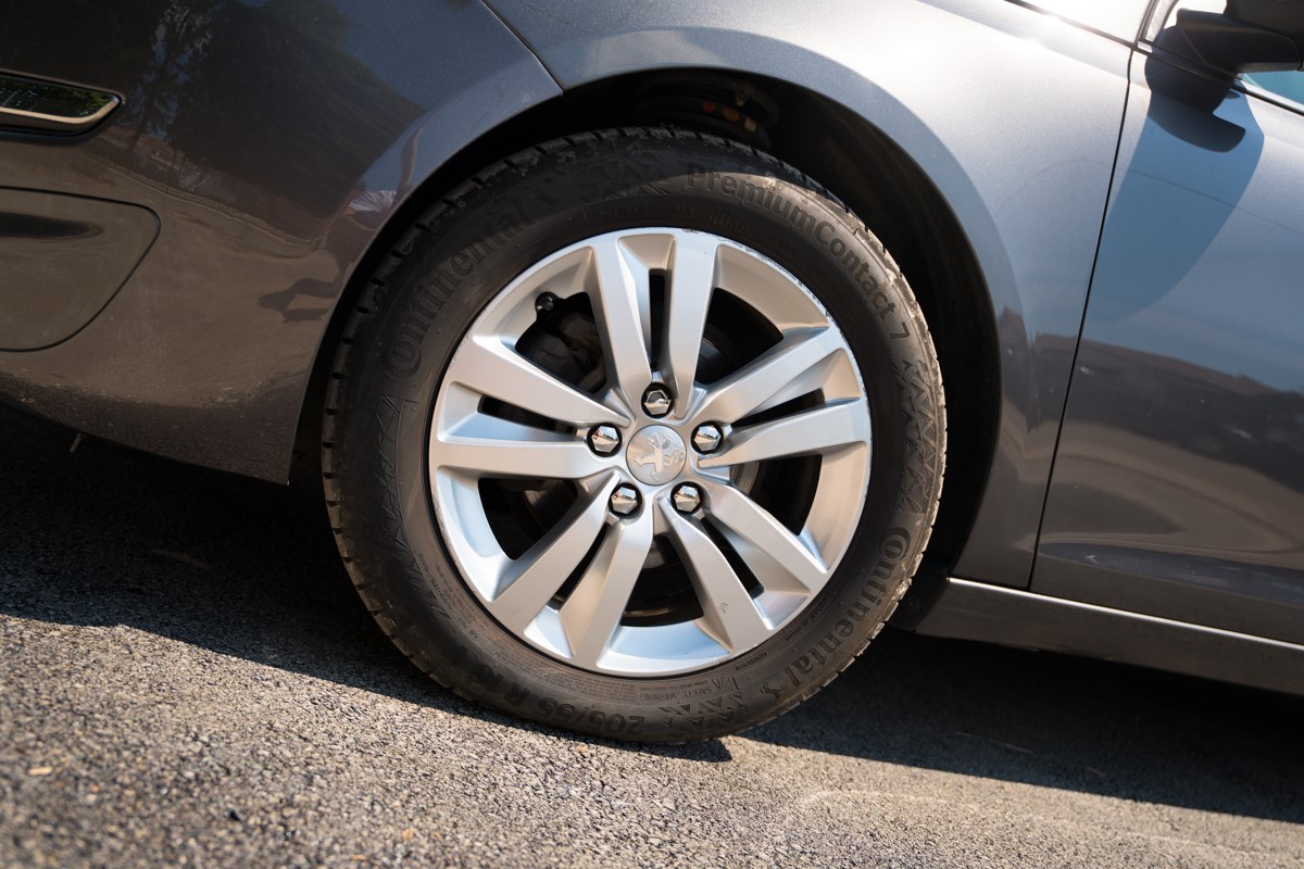 Peugeot 308 1.6 BlueHDI