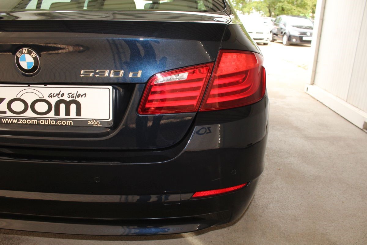 BMW
 5-Series 530d xDrive Futura 