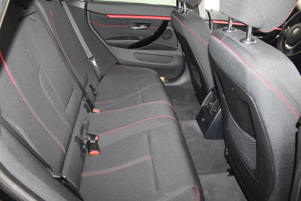 BMW
 4-Series 420D Grand Coupe