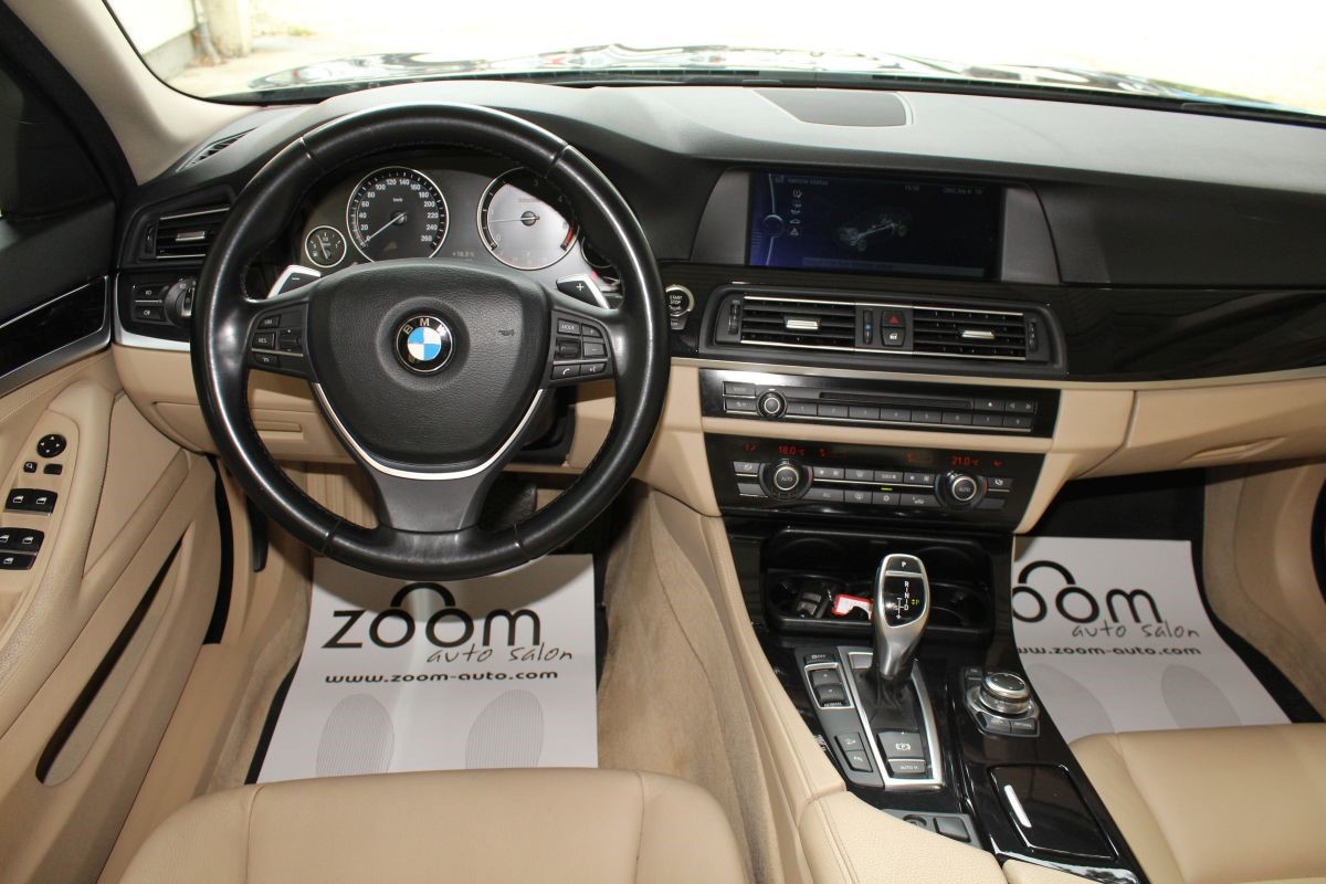 BMW
 5-Series 530d xDrive Futura 