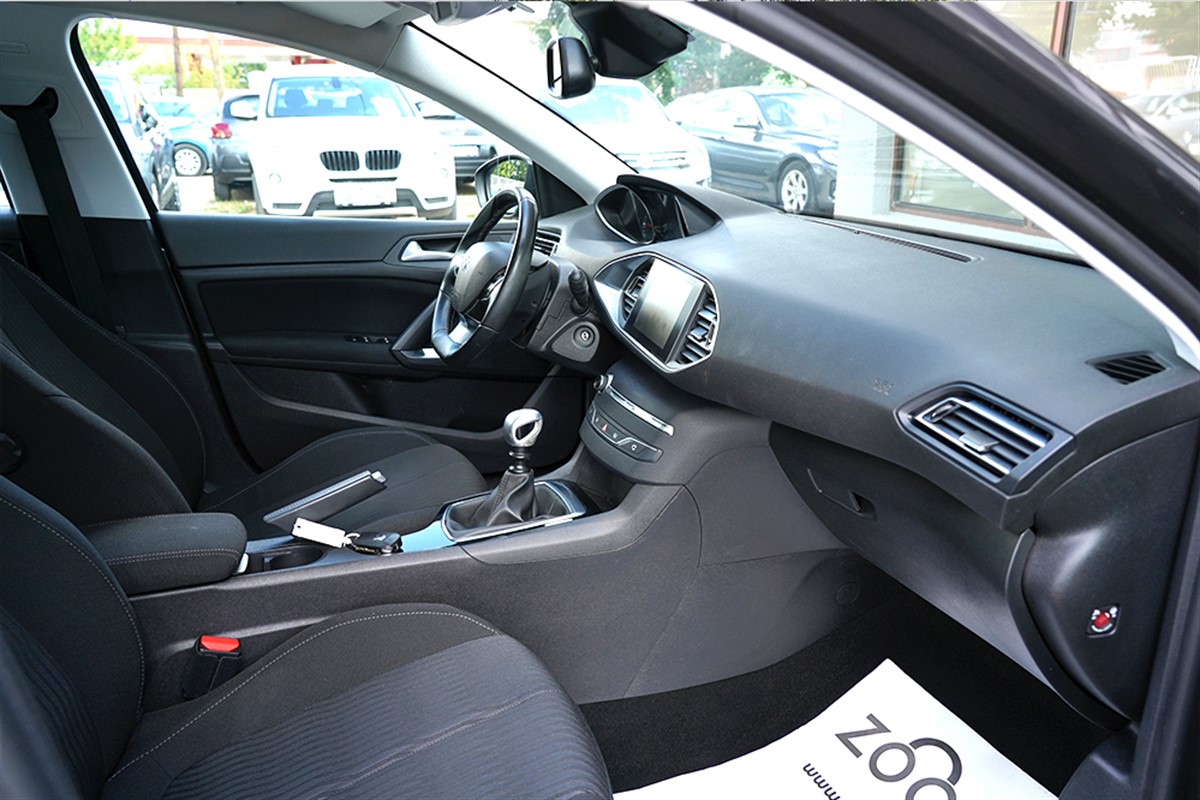 Peugeot 308 1.6 BLUEHDI