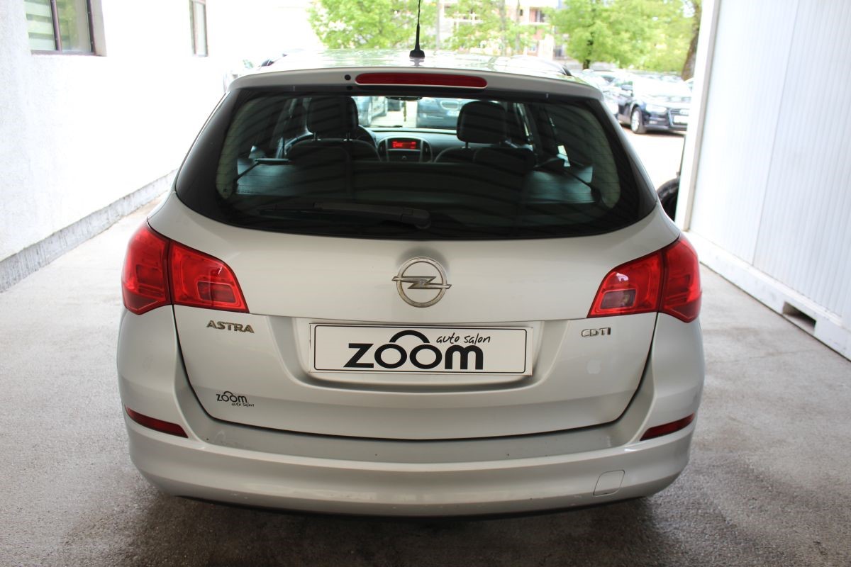 Opel Astra 1.7 CDTI