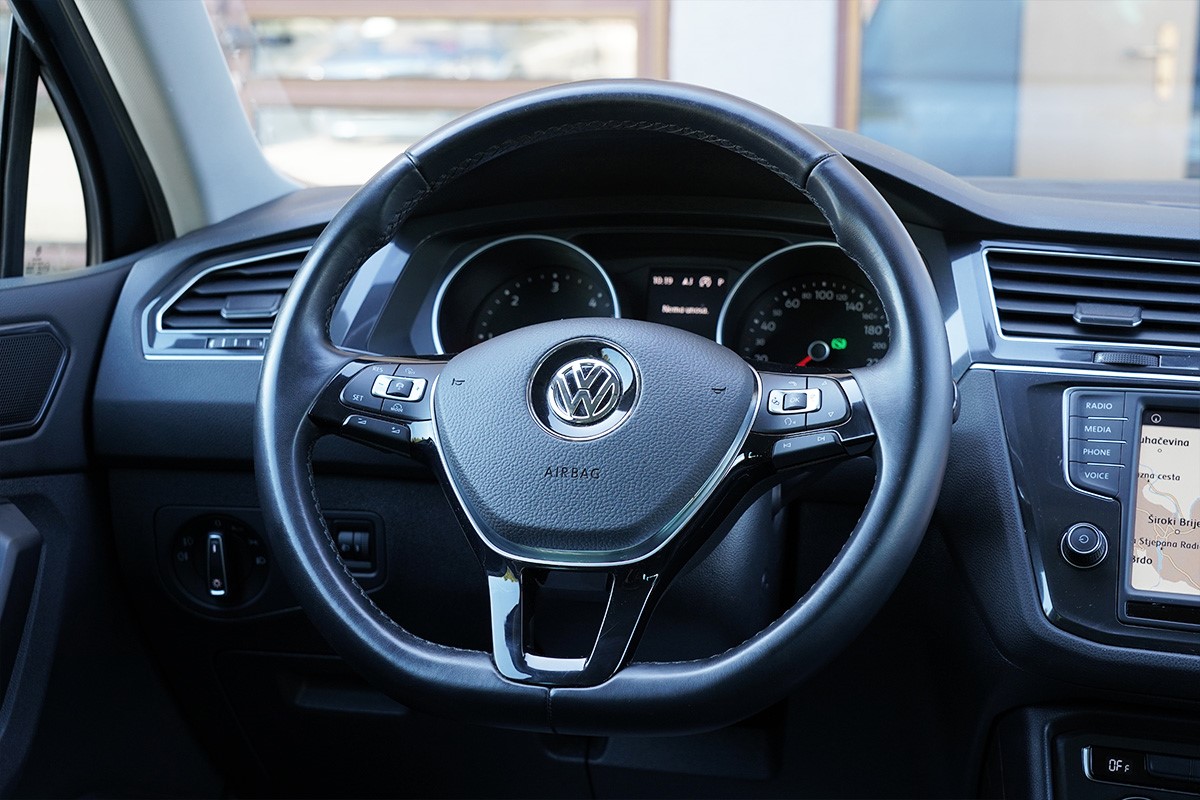 Volkswagen Tiguan
 2,0 TDI