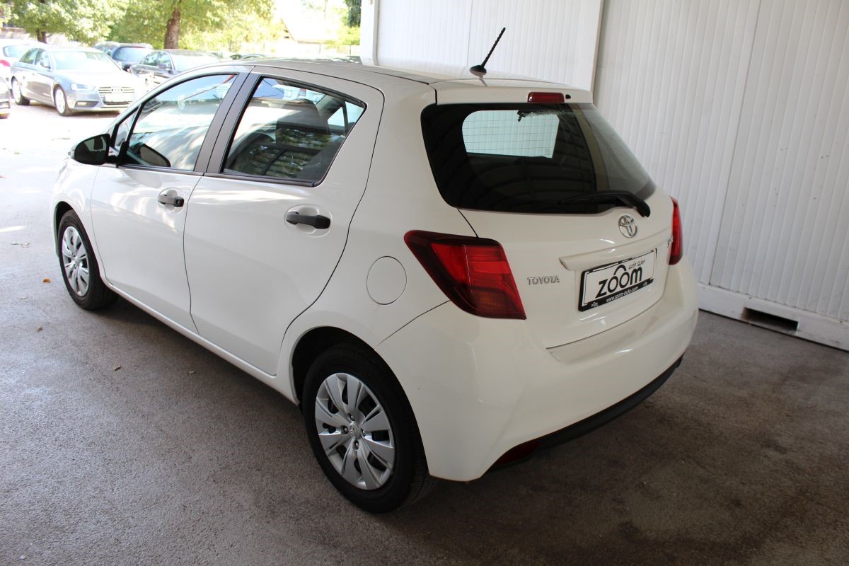 Toyota
 Yaris 
 1,3 D