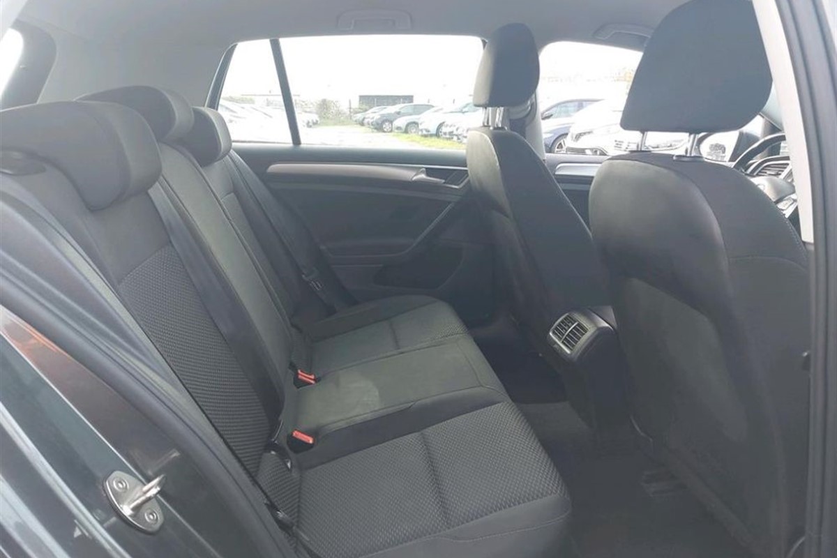 Volkswagen Golf 1.6 TDi Trendline Business BlueMotion